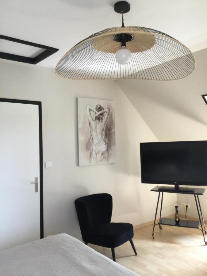 Coup De Coeur Assure ! Calm Comme A La Maison ! Maison Spacieuse Avec Grande Terrasse Pour 2 A 5 Personnes Proximite Granville Et Mer Avec Wifi Et Parking Gratuits 外观 照片
