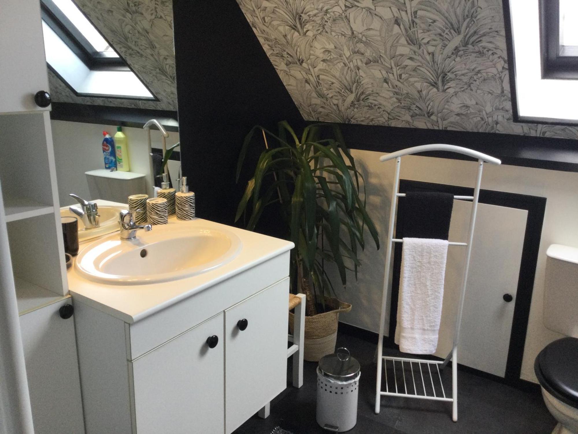 Coup De Coeur Assure ! Calm Comme A La Maison ! Maison Spacieuse Avec Grande Terrasse Pour 2 A 5 Personnes Proximite Granville Et Mer Avec Wifi Et Parking Gratuits 外观 照片